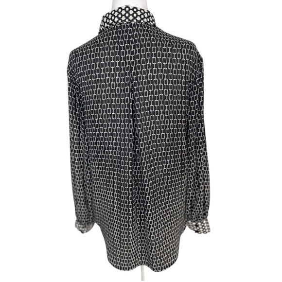 Who What Wear Black White Geometric Pattern Long Sleeve
Button Up Blouse XS - Picture 2 of 14